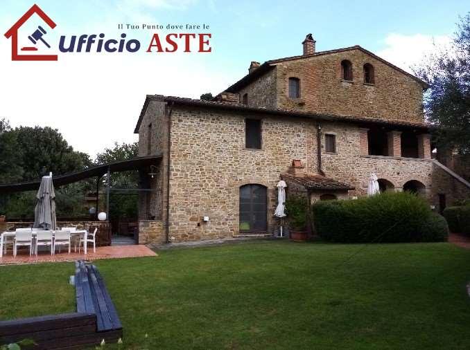 casa indipendente in vendita ad Arezzo