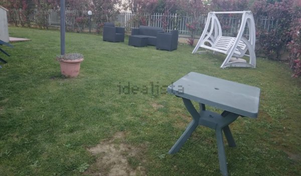 casa indipendente in vendita ad Arezzo in zona Rigutino