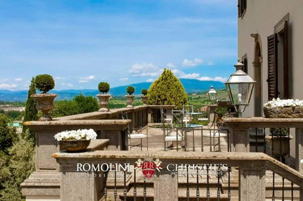 casa indipendente in vendita ad Arezzo in zona Centro Città