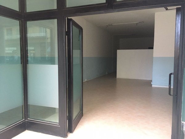 negozio in vendita ad Arezzo
