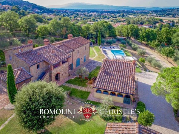 casa indipendente in vendita ad Arezzo in zona Santa Firmina