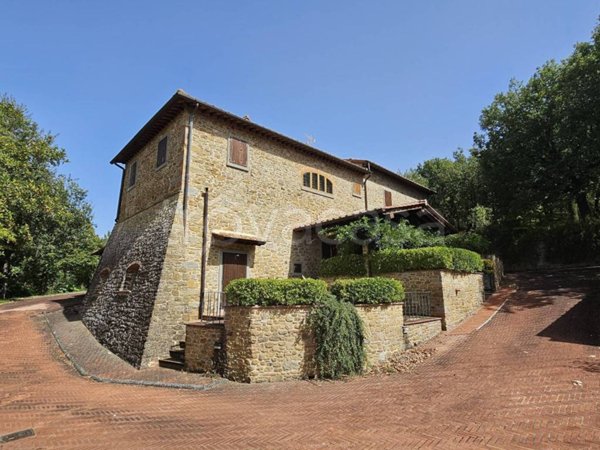 casa indipendente in vendita ad Arezzo in zona Rigutino