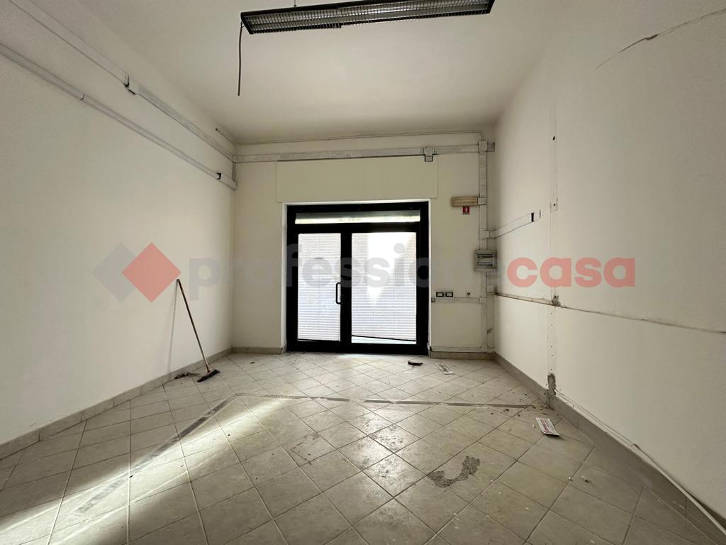 negozio in vendita ad Arezzo in zona Centro Città