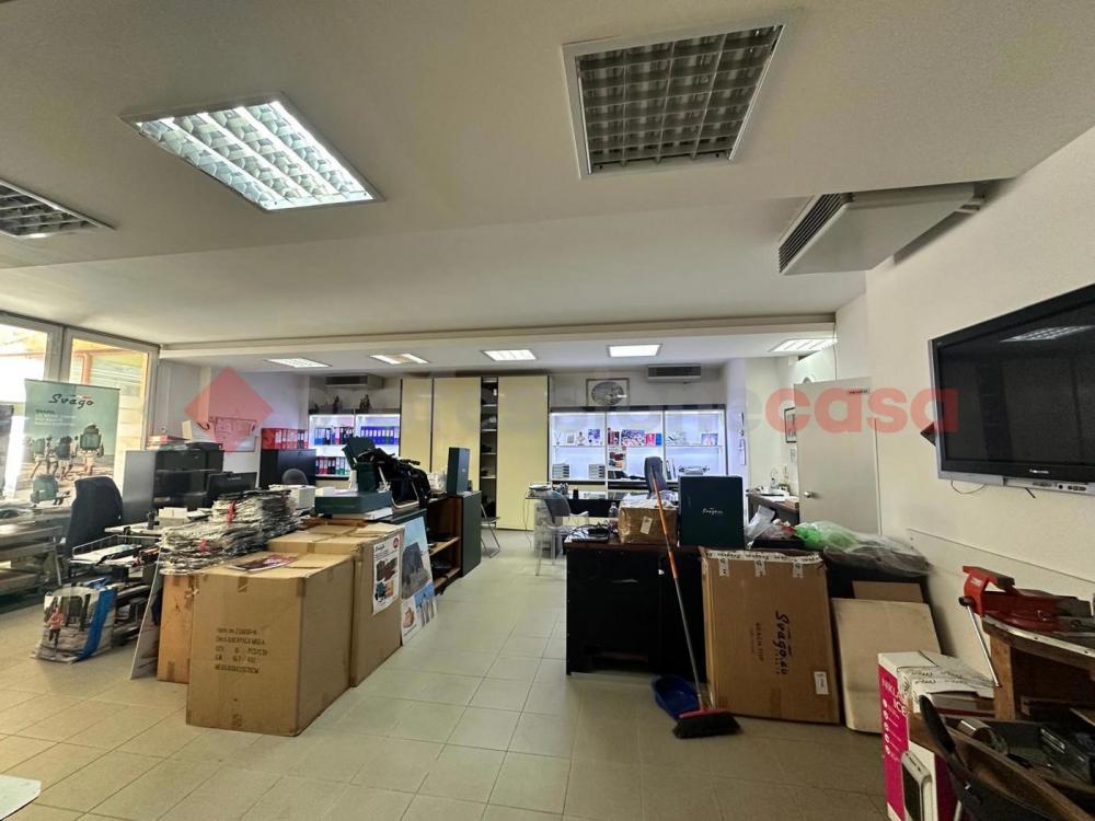 ufficio in vendita ad Arezzo