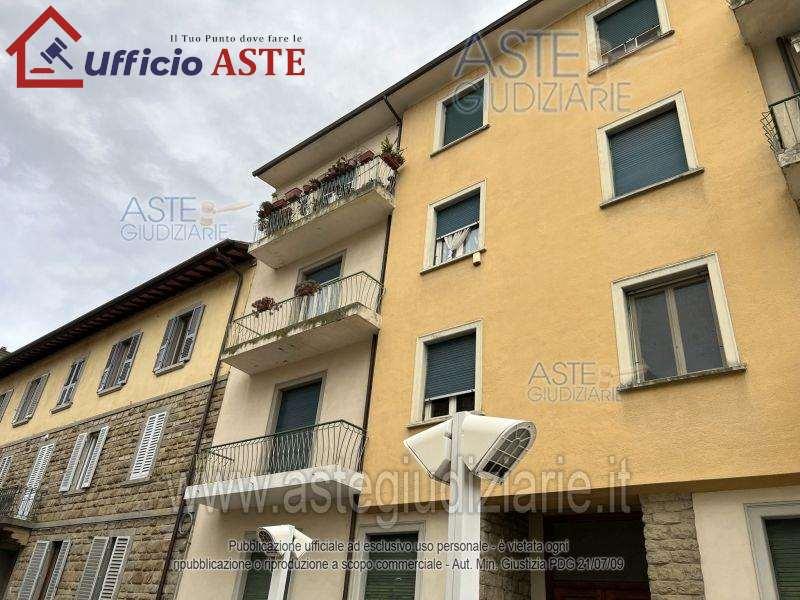 negozio in vendita ad Arezzo