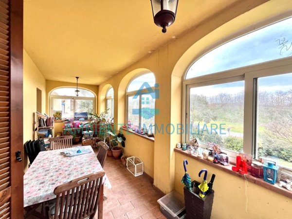 casa indipendente in vendita ad Arezzo in zona Chiani