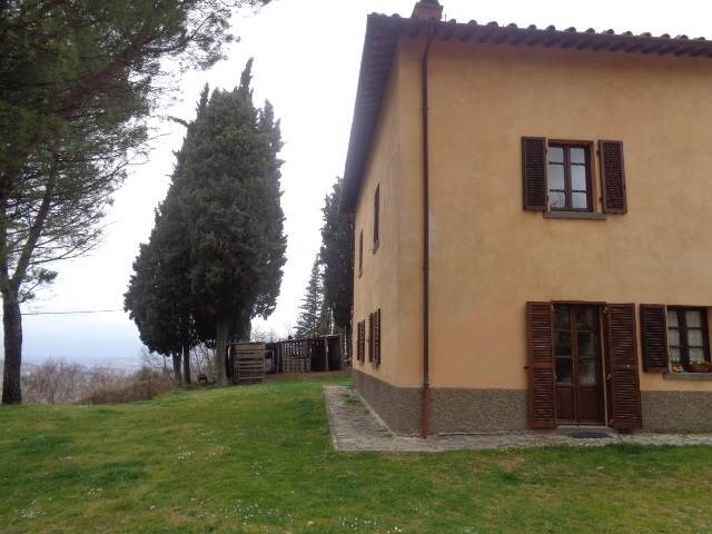 casa indipendente in vendita ad Arezzo