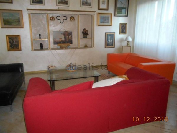 casa indipendente in vendita ad Arezzo