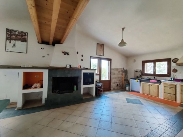 appartamento in vendita ad Arezzo in zona Pescaiola