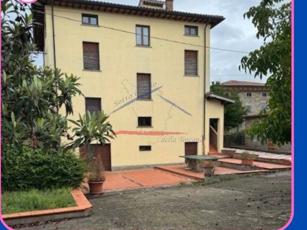 appartamento in vendita ad Arezzo in zona Chiassa-Tregozzano