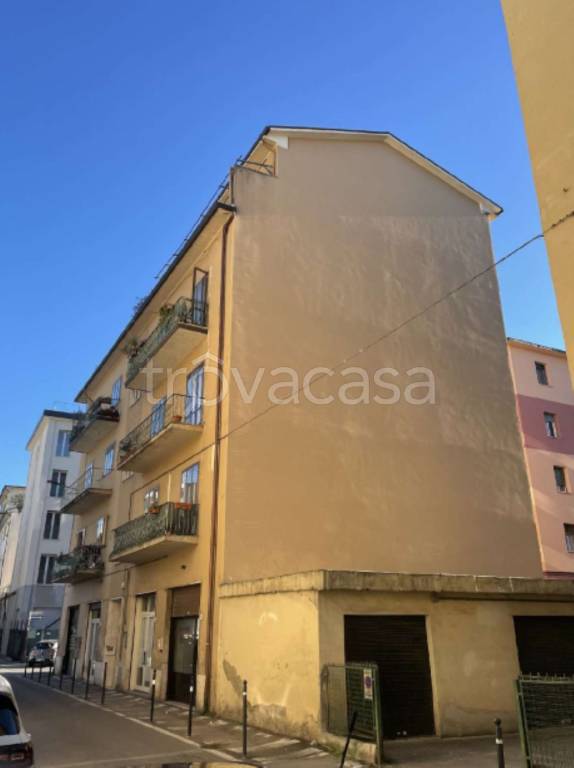 appartamento in vendita ad Arezzo in zona Vittorio Veneto