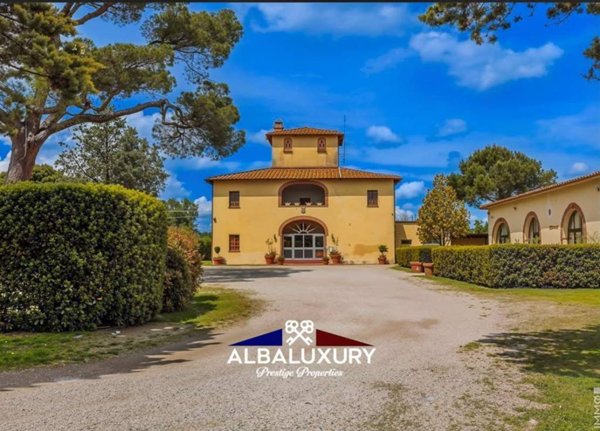 casa indipendente in vendita ad Arezzo in zona Agazzi