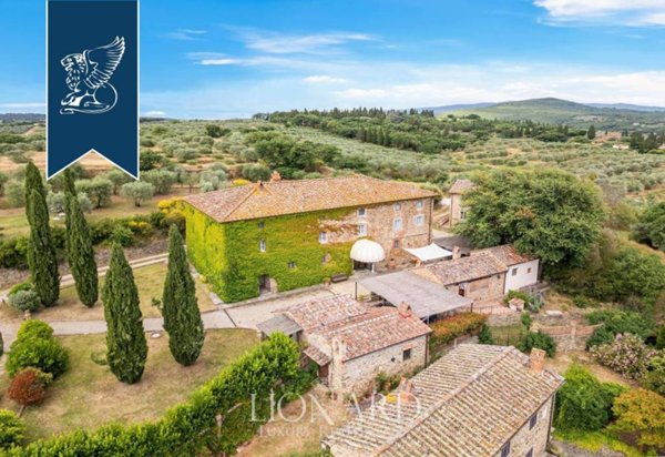 villa in vendita ad Arezzo in zona Ponte Alla Chiassa