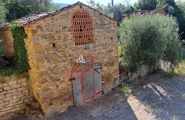 intera palazzina in vendita ad Arezzo in zona San Polo