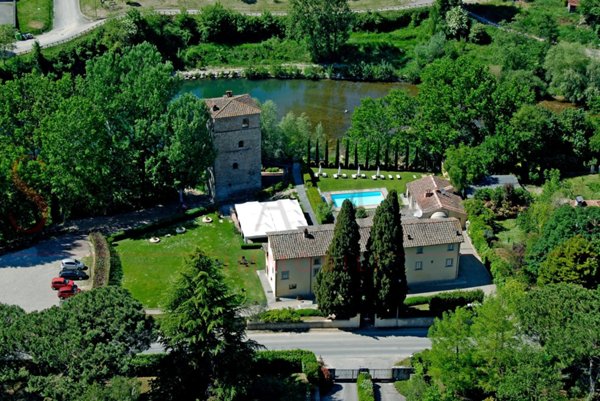 negozio in vendita ad Arezzo