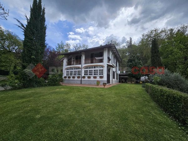 casa indipendente in vendita ad Arezzo in zona Santa Maria alla Rassinata