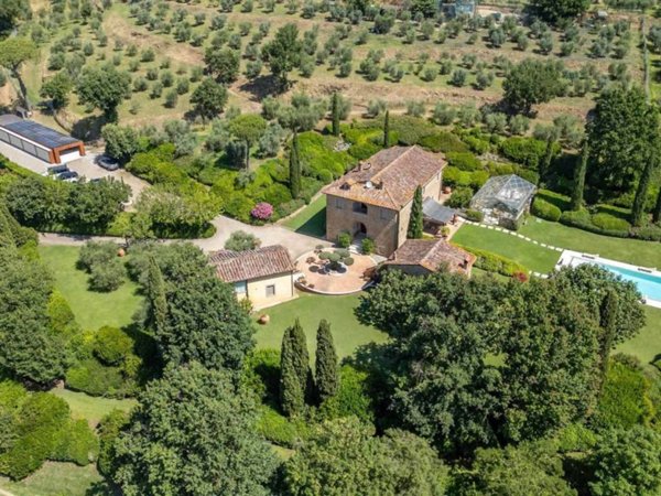 casa indipendente in vendita ad Arezzo in zona San Firenze-Fonte di Sala