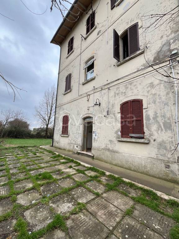 appartamento in vendita ad Arezzo in zona Rigutino