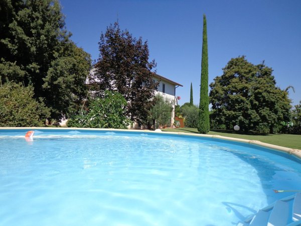 casa indipendente in vendita ad Arezzo