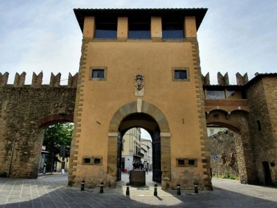 intera palazzina in vendita ad Arezzo in zona Centro Città