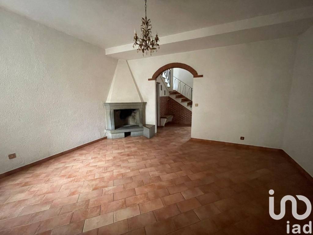 appartamento in vendita ad Arezzo in zona Quarata