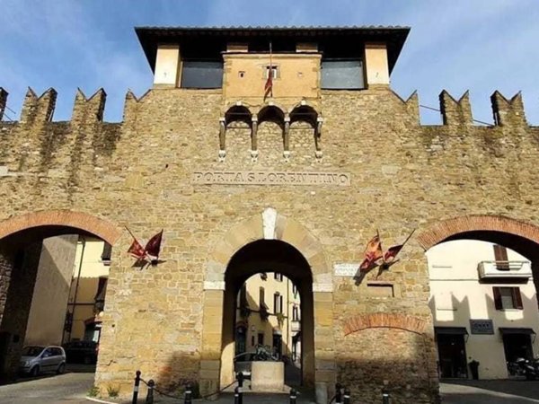 negozio in vendita ad Arezzo