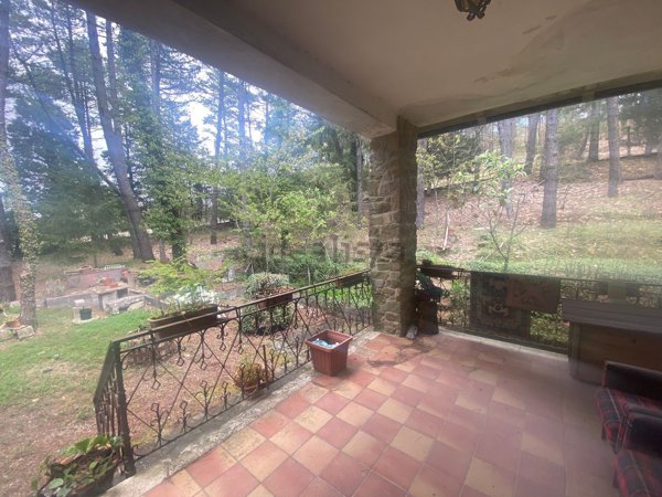 casa indipendente in vendita ad Arezzo