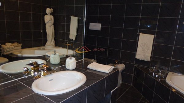 casa indipendente in vendita ad Arezzo