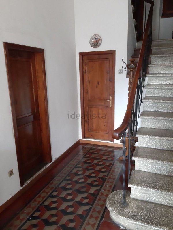 esavano in vendita ad Arezzo in zona San Leo