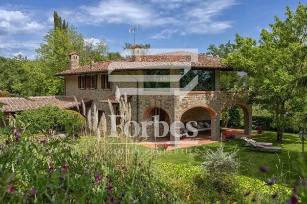 casa indipendente in vendita ad Arezzo in zona Antria