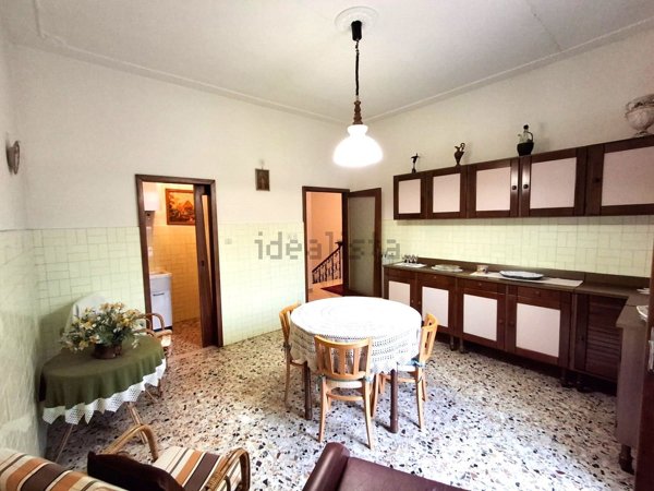casa semindipendente in vendita ad Arezzo in zona Chiassa-Tregozzano