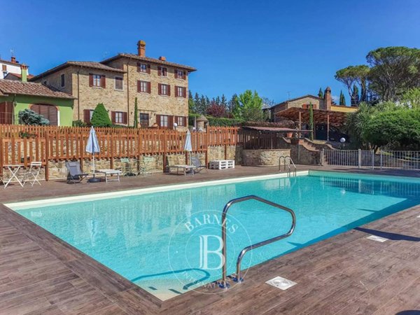 casa indipendente in vendita ad Arezzo in zona Centro Città