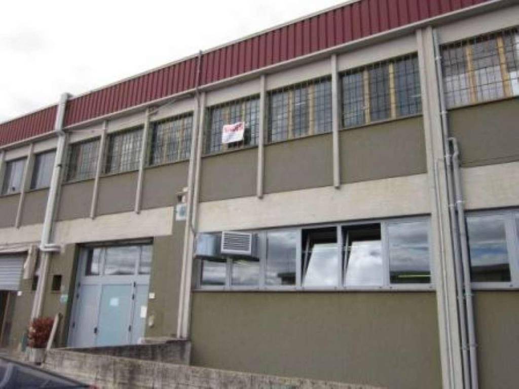 ufficio in vendita ad Arezzo in zona Fiorentina
