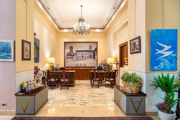 negozio in vendita ad Arezzo in zona Centro Città