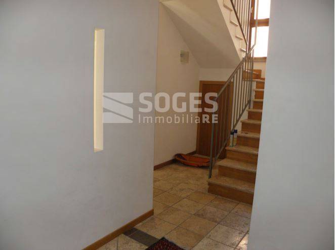 casa indipendente in vendita ad Arezzo in zona Rigutino