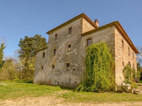 casa indipendente in vendita ad Arezzo in zona Quarata