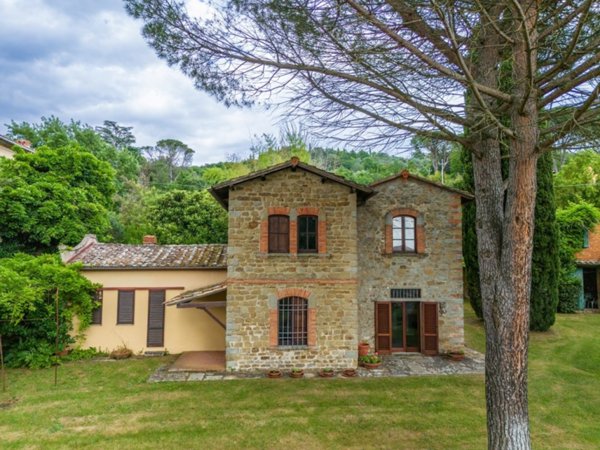 casa indipendente in vendita ad Arezzo in zona Giotto/XXV Aprile