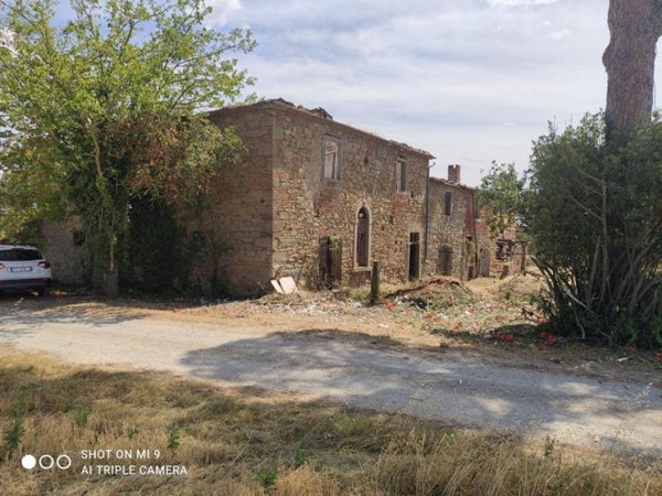 casa indipendente in vendita ad Arezzo in zona Rigutino