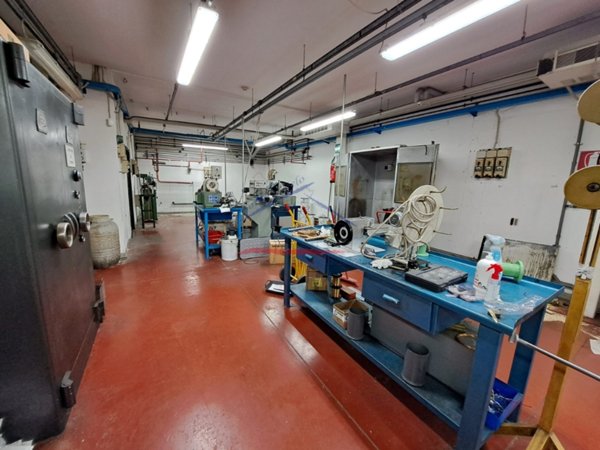 appartamento in vendita ad Arezzo in zona Ceciliano