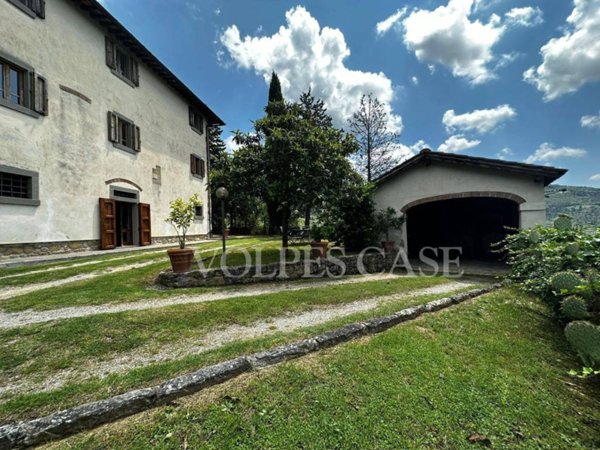 casa indipendente in vendita ad Arezzo in zona Sant'Anastasio