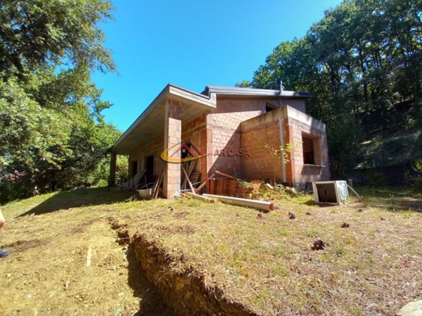 casa indipendente in vendita ad Arezzo in zona San Fabiano
