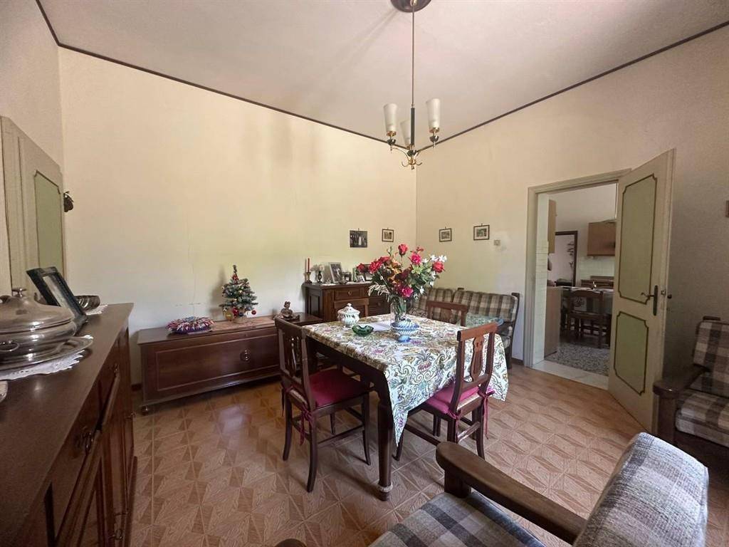 casa indipendente in vendita ad Arezzo in zona Puglia