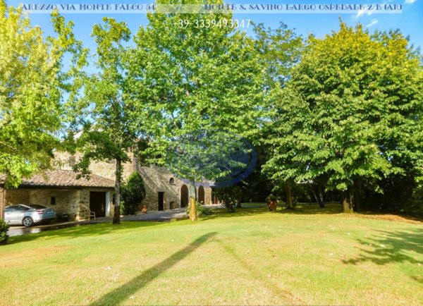 casa indipendente in vendita ad Arezzo in zona San Zeno