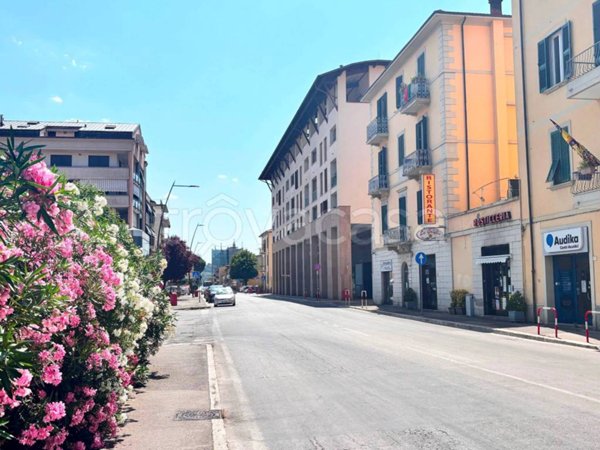 appartamento in vendita ad Arezzo in zona Vittorio Veneto