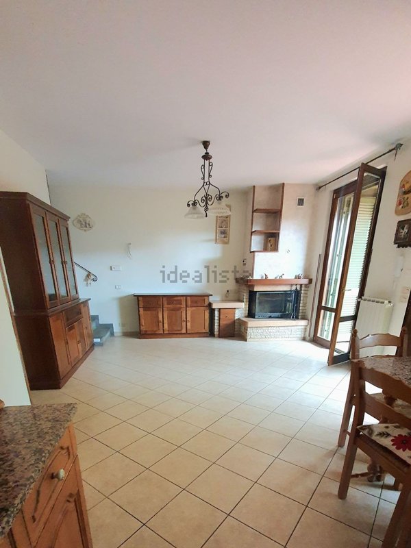 casa indipendente in vendita ad Arezzo