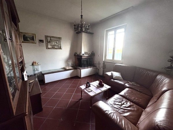 casa indipendente in vendita ad Arezzo in zona San Leo