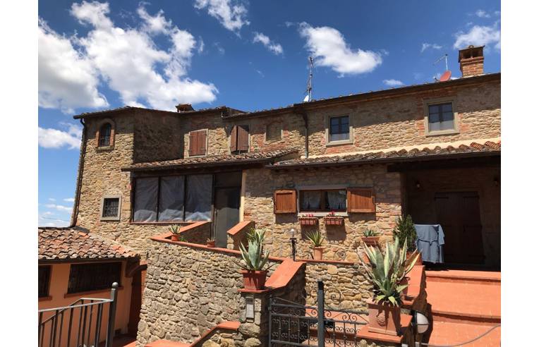 casa indipendente in vendita ad Arezzo