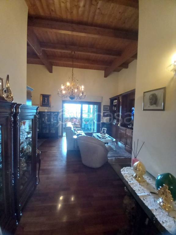 appartamento in vendita ad Arezzo in zona Vittorio Veneto