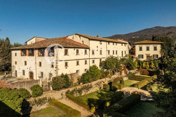 casa indipendente in vendita ad Arezzo in zona Pratantico-Indicatore