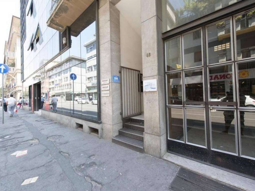 ufficio in vendita ad Arezzo in zona Centro Città